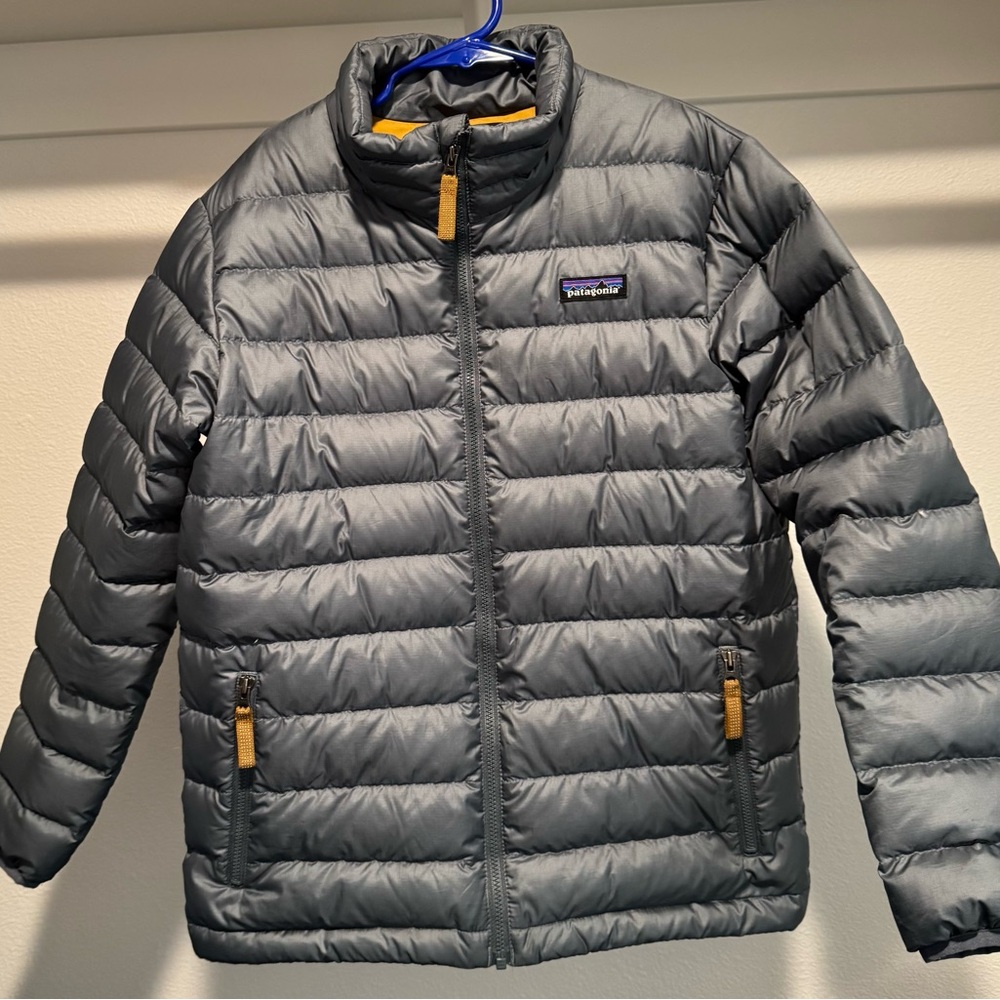 Patagonia Gray Puffer Jacket with Yellow Accents